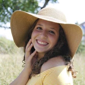 Meet your Posher, Ali